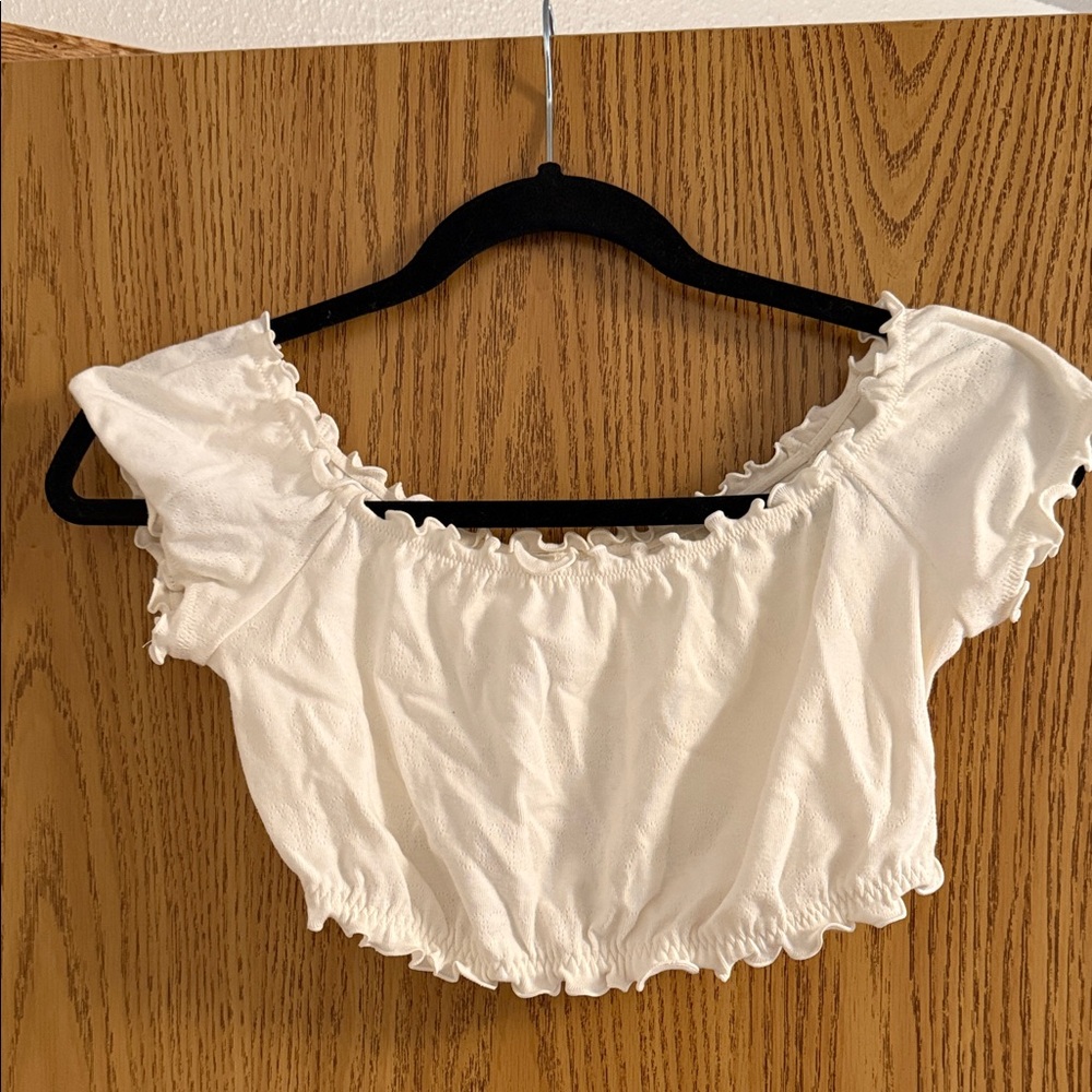 SKIMS Cream Ruffled Off-Shoulder Crop Top